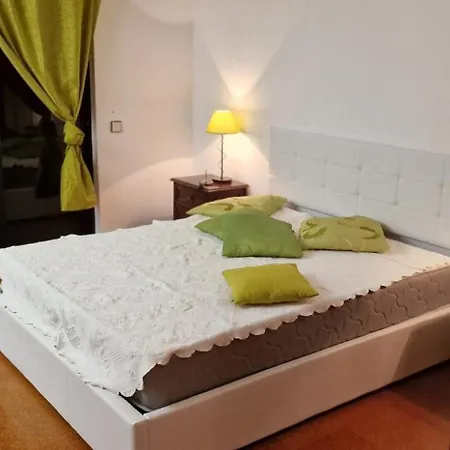 Adam House Olhão
