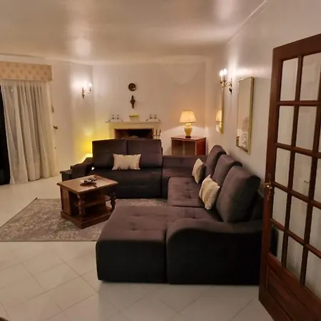Сasa de vacaciones Adam House Olhão